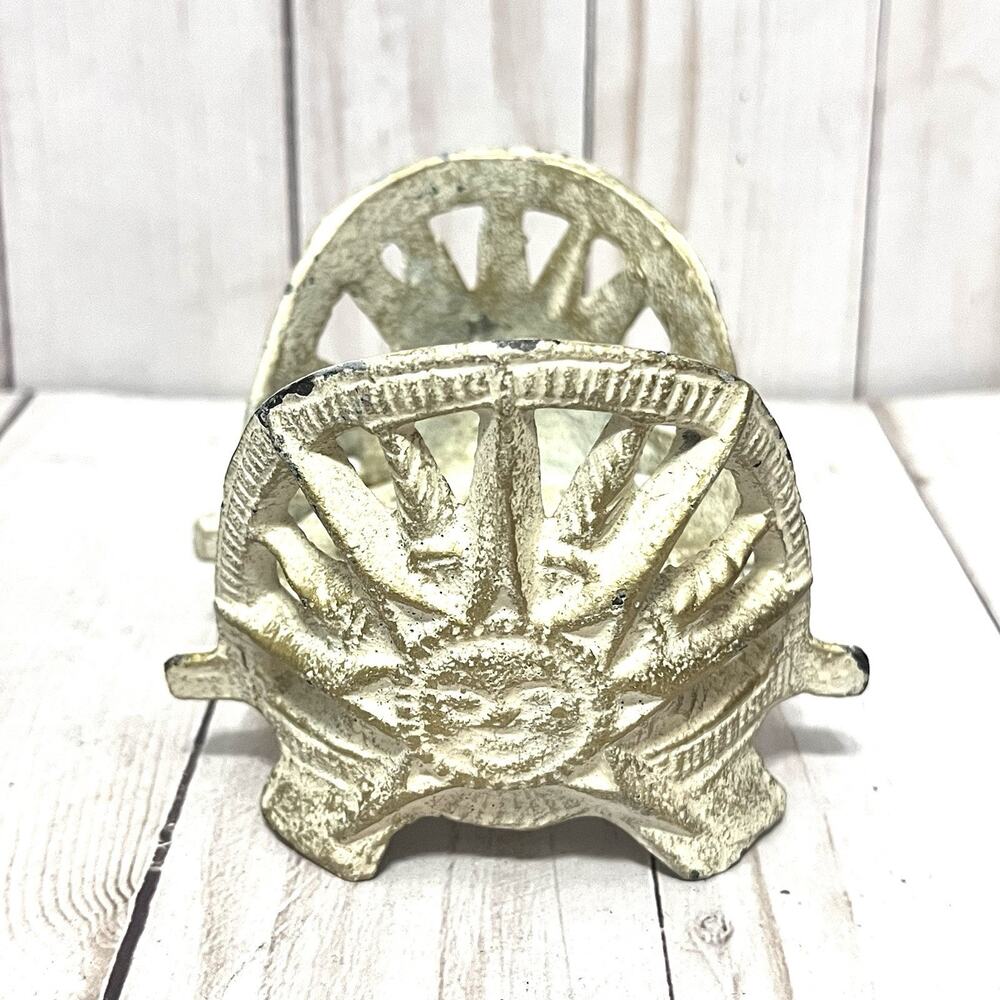 Vintage Y2K Boho Cast Iron Sun Candle Holder – Rustic Gold Metal Decor 2000’s